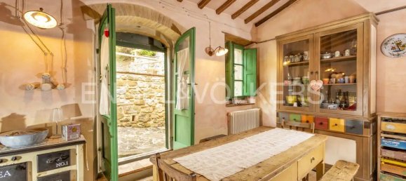 5-salle Appartement à Poggibonsi, Italy No. 125656 7