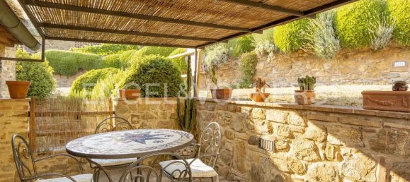 5-salle Appartement à Poggibonsi, Italy No. 125656 9