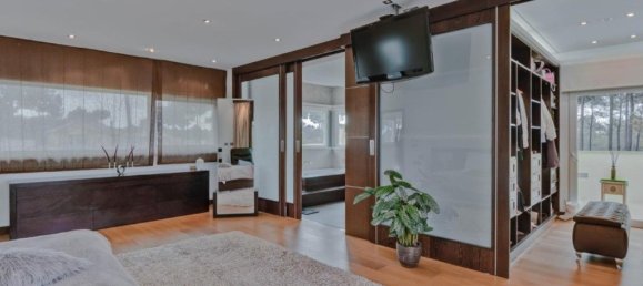 4 bedrooms House in Almada, Portugal No. 111210 18