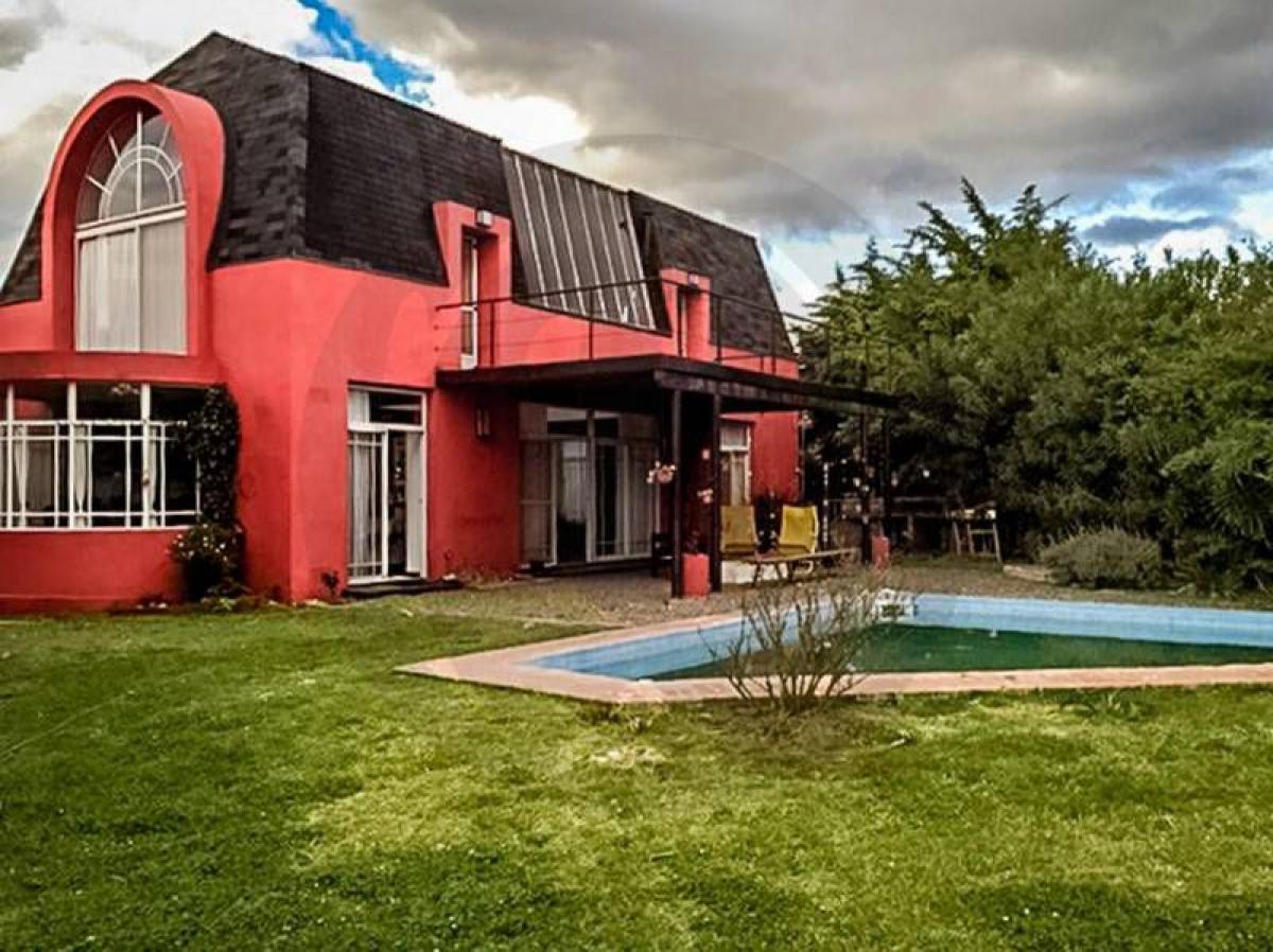 3 bedrooms House in Pilar, Argentina No. 83784