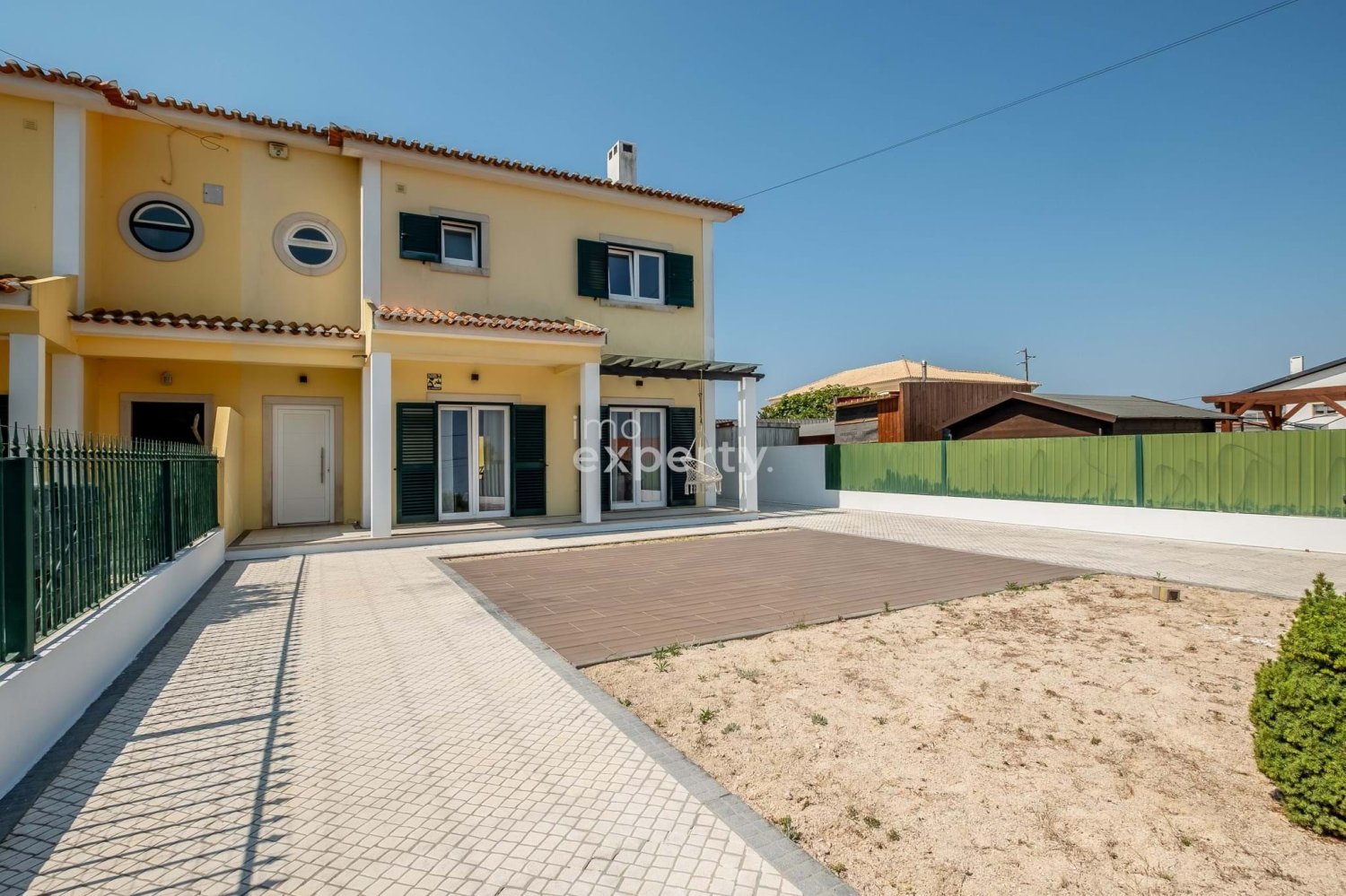 4 bedrooms Villa in Mafra, Portugal No. 221176