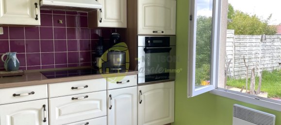 4 chambres Maison à Saint-Amand-Montrond, France No. 50955 6