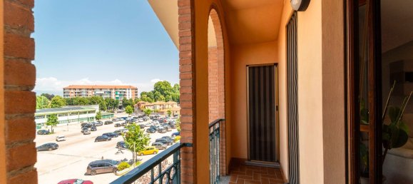 7 bedrooms Duplex in Vinovo, Italy No. 380320 5