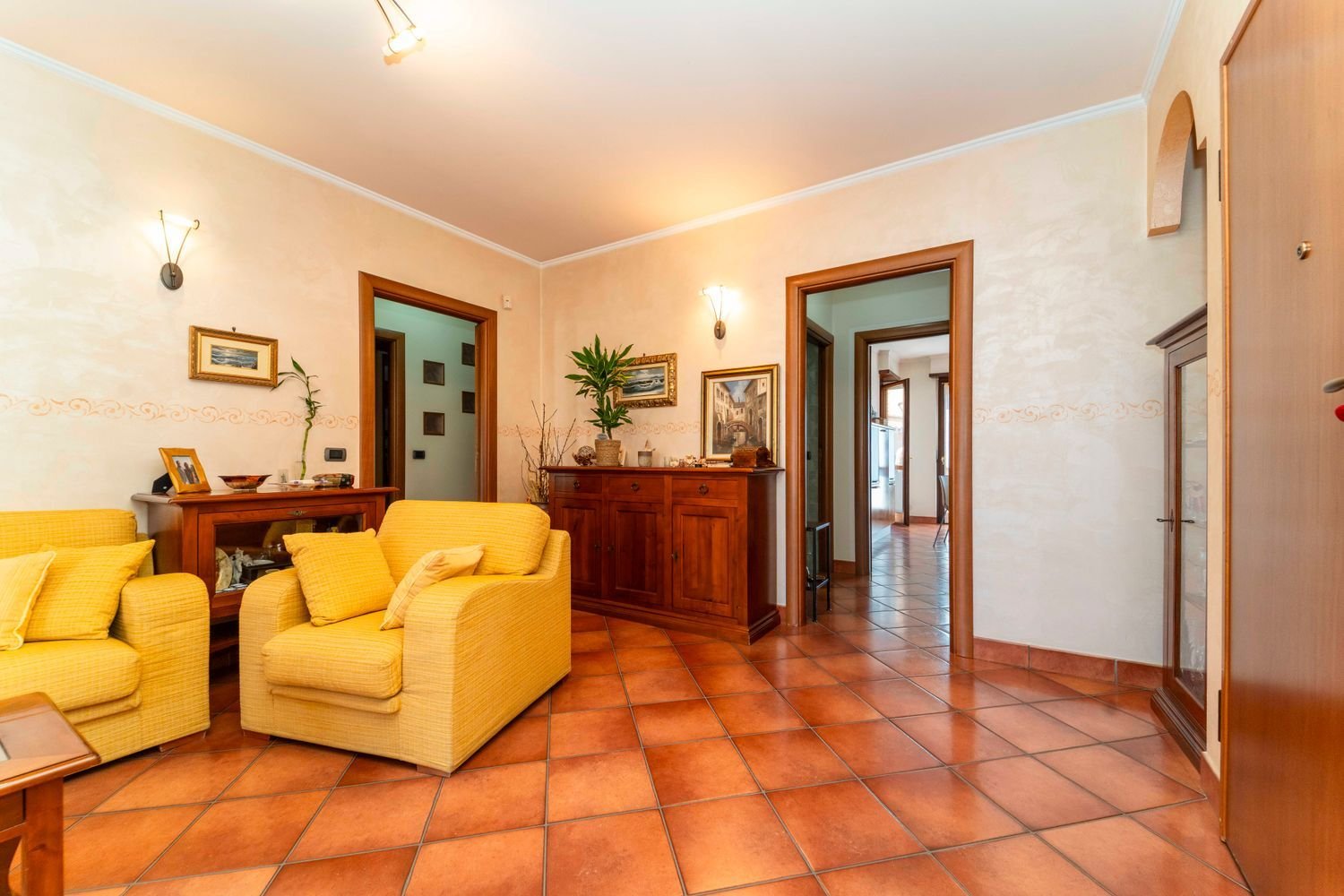 7 bedrooms Duplex in Vinovo, Italy No. 380320