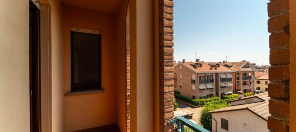 7 bedrooms Duplex in Vinovo, Italy No. 380320 8