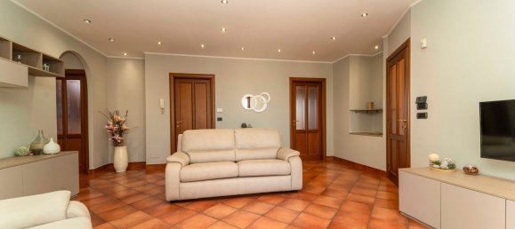 7 bedrooms Duplex in Vinovo, Italy No. 380320 43