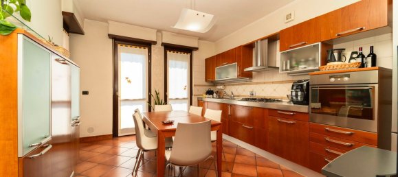 7 bedrooms Duplex in Vinovo, Italy No. 380320 15