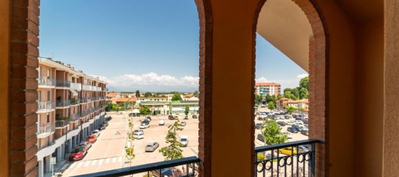 7 bedrooms Duplex in Vinovo, Italy No. 380320 4