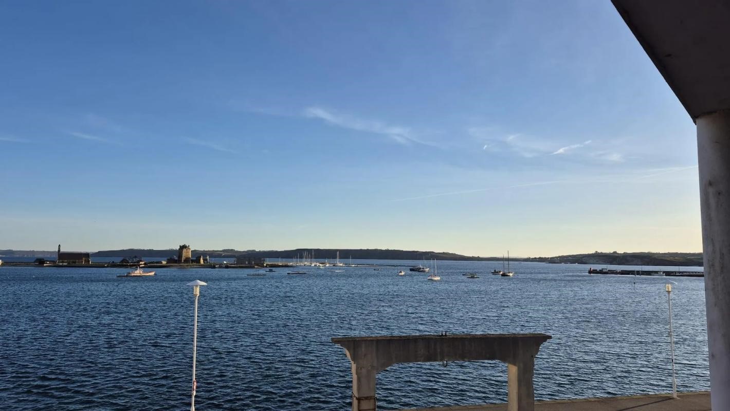 2 bedrooms Apartment in Camaret-sur-Mer, France No. 194522