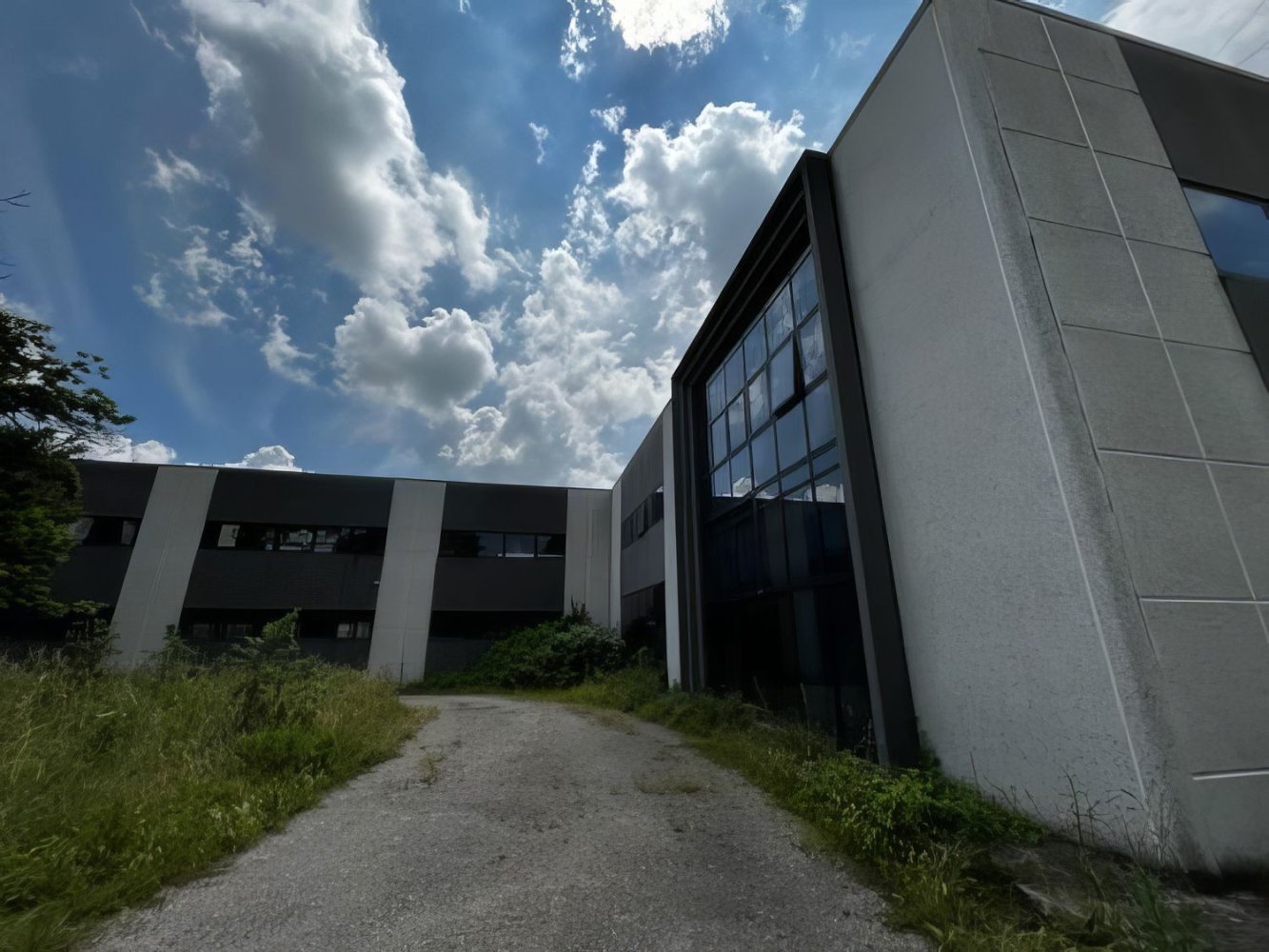 Almacén en Limatola, Italy 1450 m² No. 128126