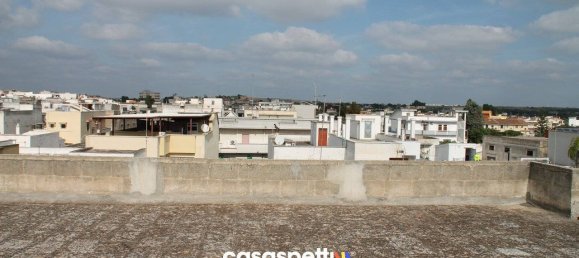 3 bedrooms Apartment in Lizzano, Italy No. 33548 5