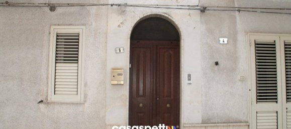 3 bedrooms Apartment in Lizzano, Italy No. 33548 2