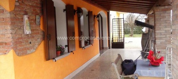 7 rooms House in Casale sul Sile, Italy No. 235946 3