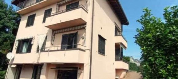 5-Zimmer Wohnung in Vertemate con Minoprio, Italy, Nr. 6780 2