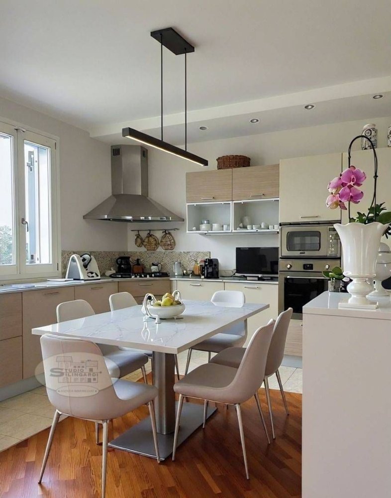 7 chambres Appartement à Formigine, Italy No. 347652