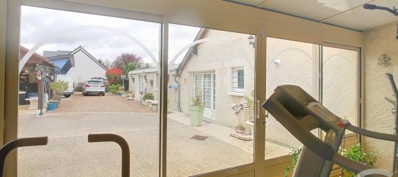 5 bedrooms House in Fondettes, France No. 73986 7