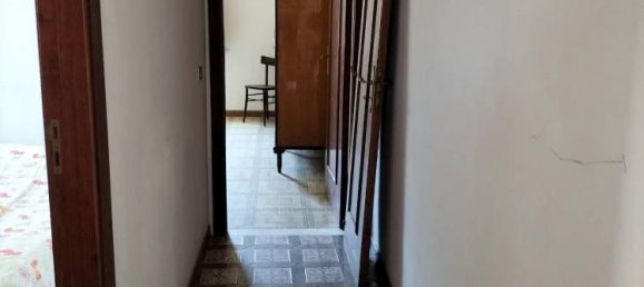 4 rooms Apartment in Crucoli, Italy No. 117412 10