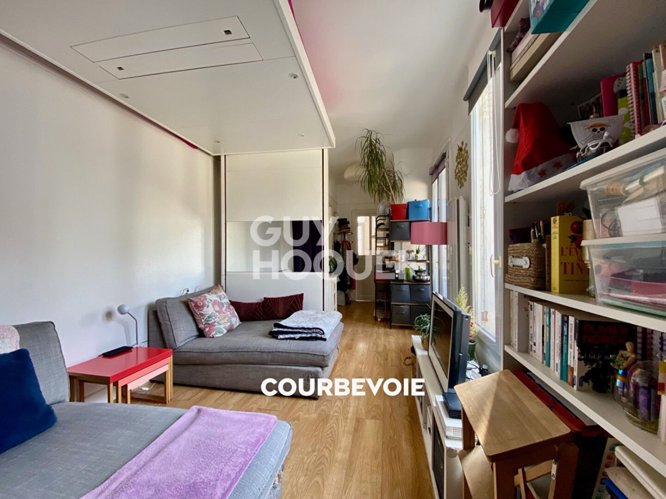 1 chambre Appartement à Courbevoie, France No. 182899