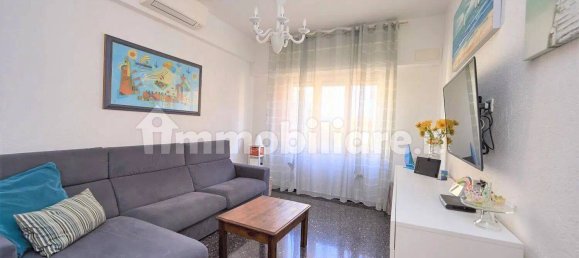 Apartamento de 2 dormitorios en Albisola Superiore, Italy No. 66651 2