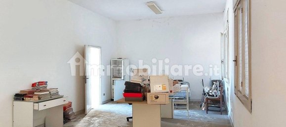 Armazém de 5 divisões em Quartu Sant'Elena, Italy N.º 127700 15