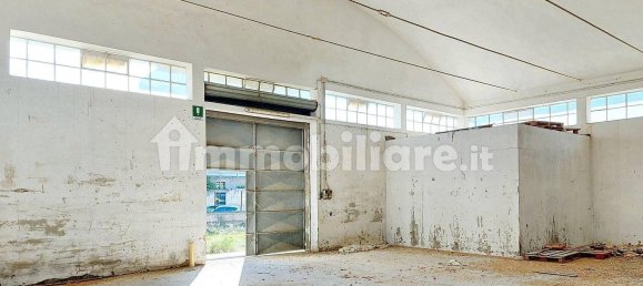 Armazém de 5 divisões em Quartu Sant'Elena, Italy N.º 127700 16