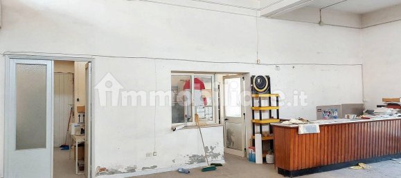 Armazém de 5 divisões em Quartu Sant'Elena, Italy N.º 127700 5