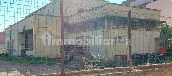 Armazém de 5 divisões em Quartu Sant'Elena, Italy N.º 127700 10