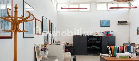 Armazém de 5 divisões em Quartu Sant'Elena, Italy N.º 127700 23