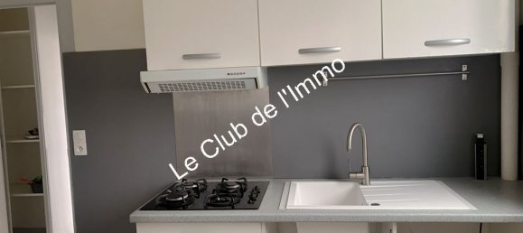 2 bedrooms Apartment in Fleury-les-Aubrais, France No. 214614 7