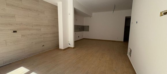 3 rooms Apartment in Fonte Nuova, Italy No. 276506 2