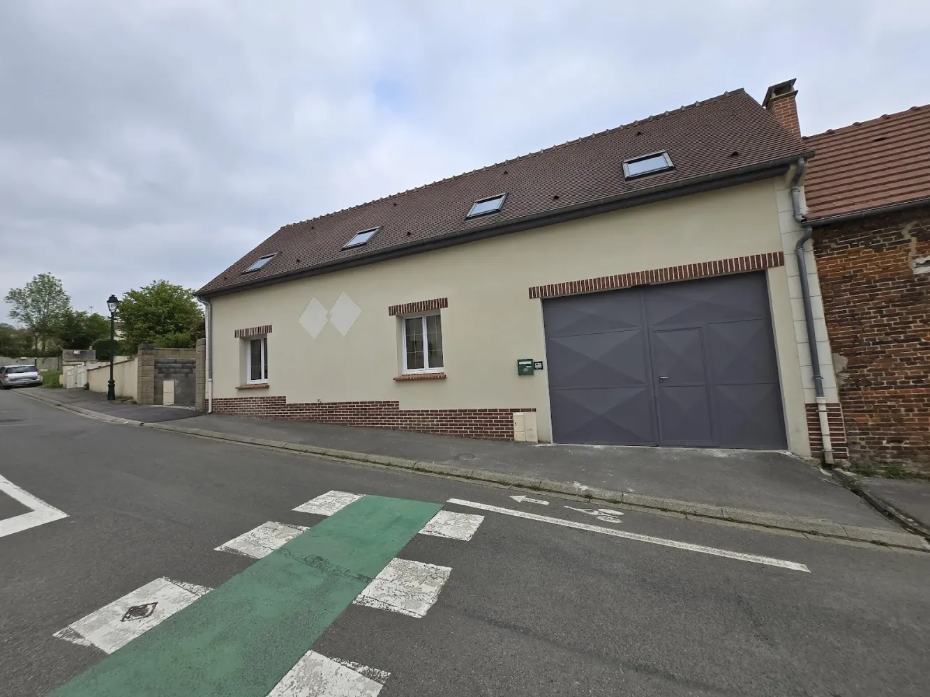 Дом с 3 спальнями в Ле Мё, Франция № 352504