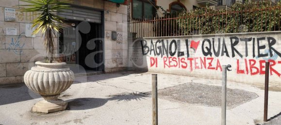 1-salle Propriété commerciale à Naples, Italy No. 57962 3