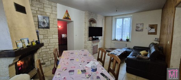 Casa de 3 dormitorios en Betz, France No. 41823 4