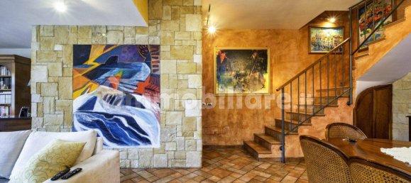 3 bedrooms House in Rome, Italy No. 13867 13