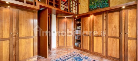 3 bedrooms House in Rome, Italy No. 13867 3