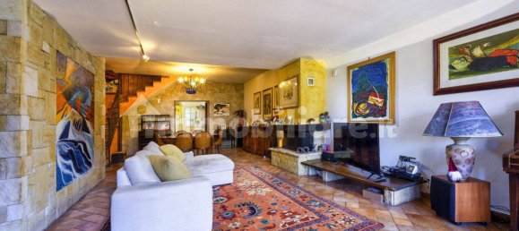 3 bedrooms House in Rome, Italy No. 13867 9