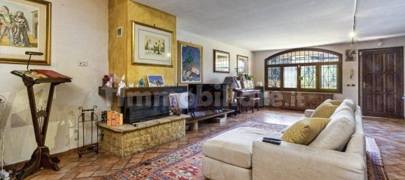 3 bedrooms House in Rome, Italy No. 13867 11