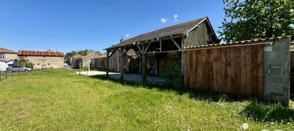 3 bedrooms House in Deux-Sevres, France No. 301539 12