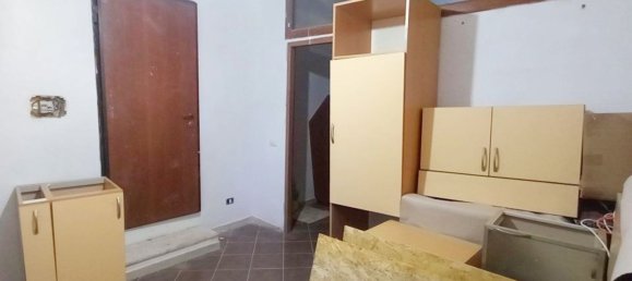 35m² Commercial property in Rome, Italy No. 347871 19