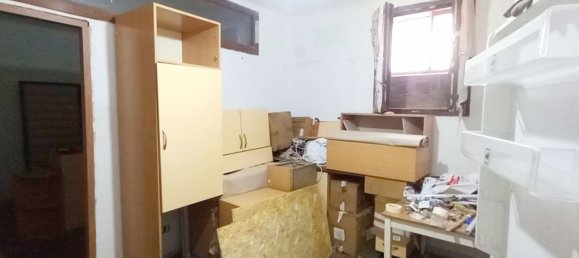 35m² Commercial property in Rome, Italy No. 347871 18