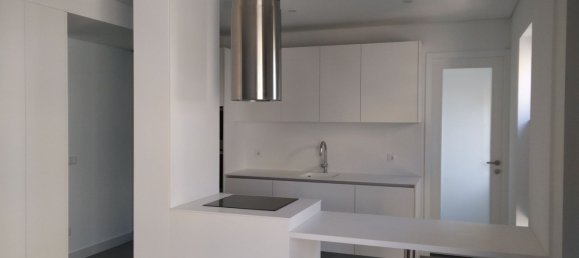 Квартира с 4 спальнями в Порту, Португалия № 78884 26