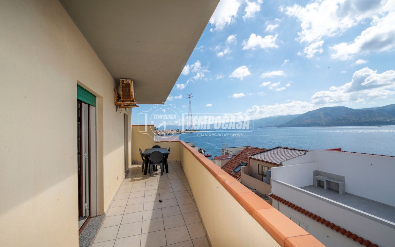 Apartamento T3 em Messina, Italy N.º 378231