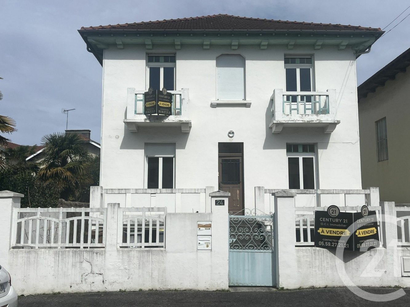 6 bedrooms House in Pau, France No. 306734