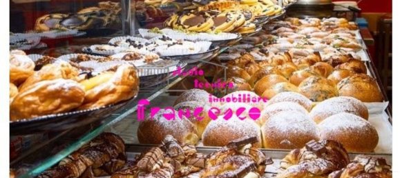 250m² Commercial property in Sesto Fiorentino, Italy No. 51421 5