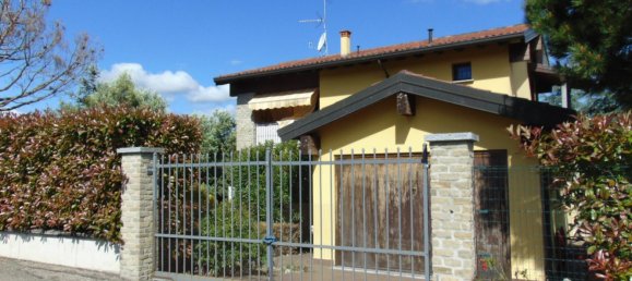 Вилла с 3 комнатами в Вольпара, Италия № 296412 2