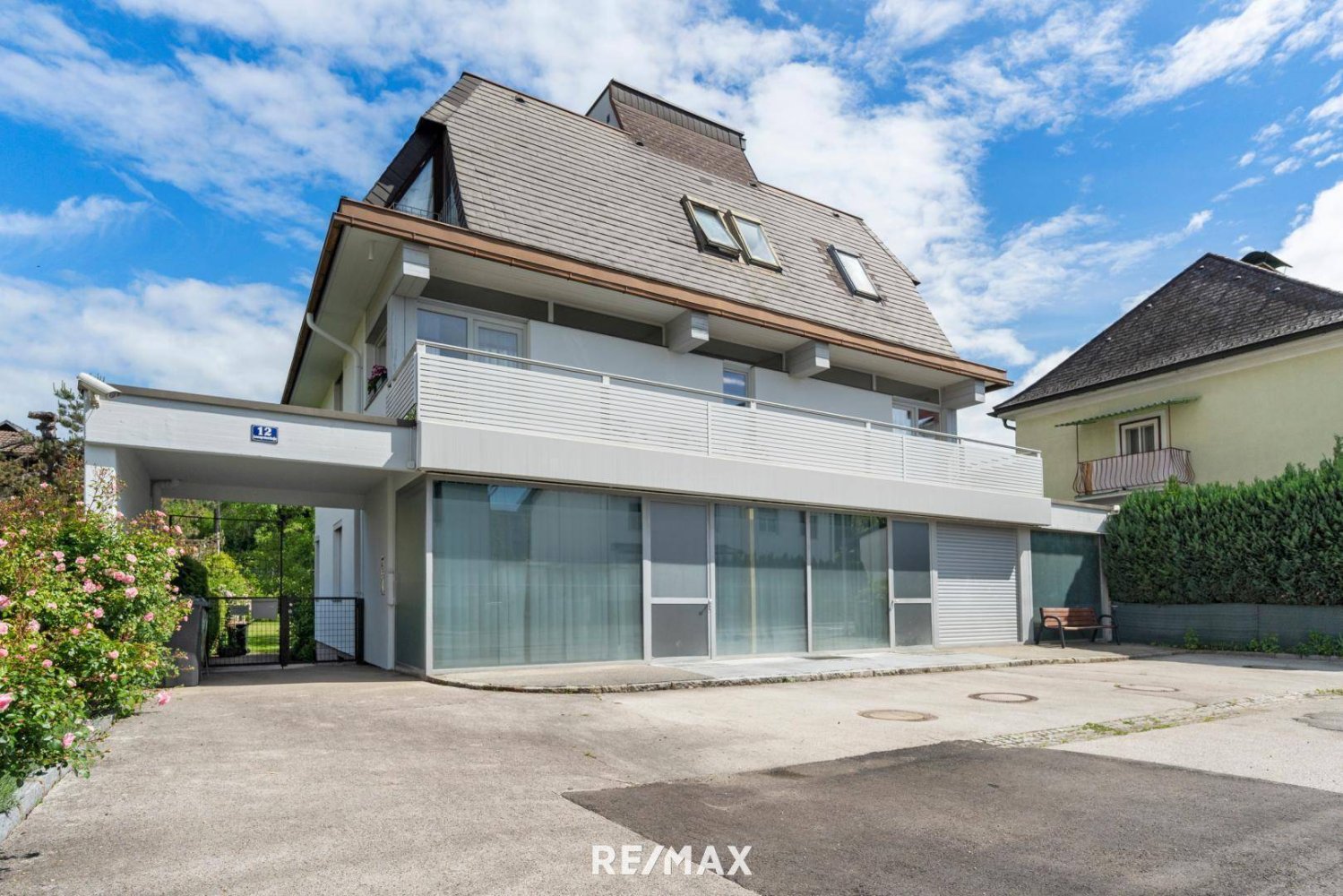 360m² Building in Klagenfurt am Worthersee, Austria No. 178050