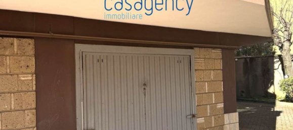 5 rooms Apartment in Caserta, Italy No. 163038 13