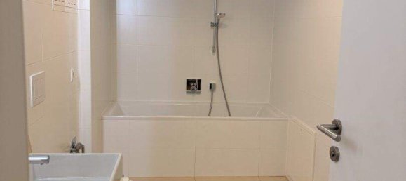 Studio in Josefstadt, Austria No. 235345 9