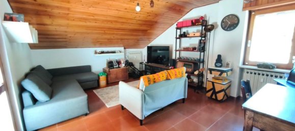 4 Schlafzimmer Wohnung in Pomaretto, Italy, Nr. 315387 2