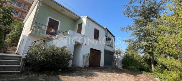 5غرفة منزل في Città Sant'Angelo, Italy رقم 24068 3
